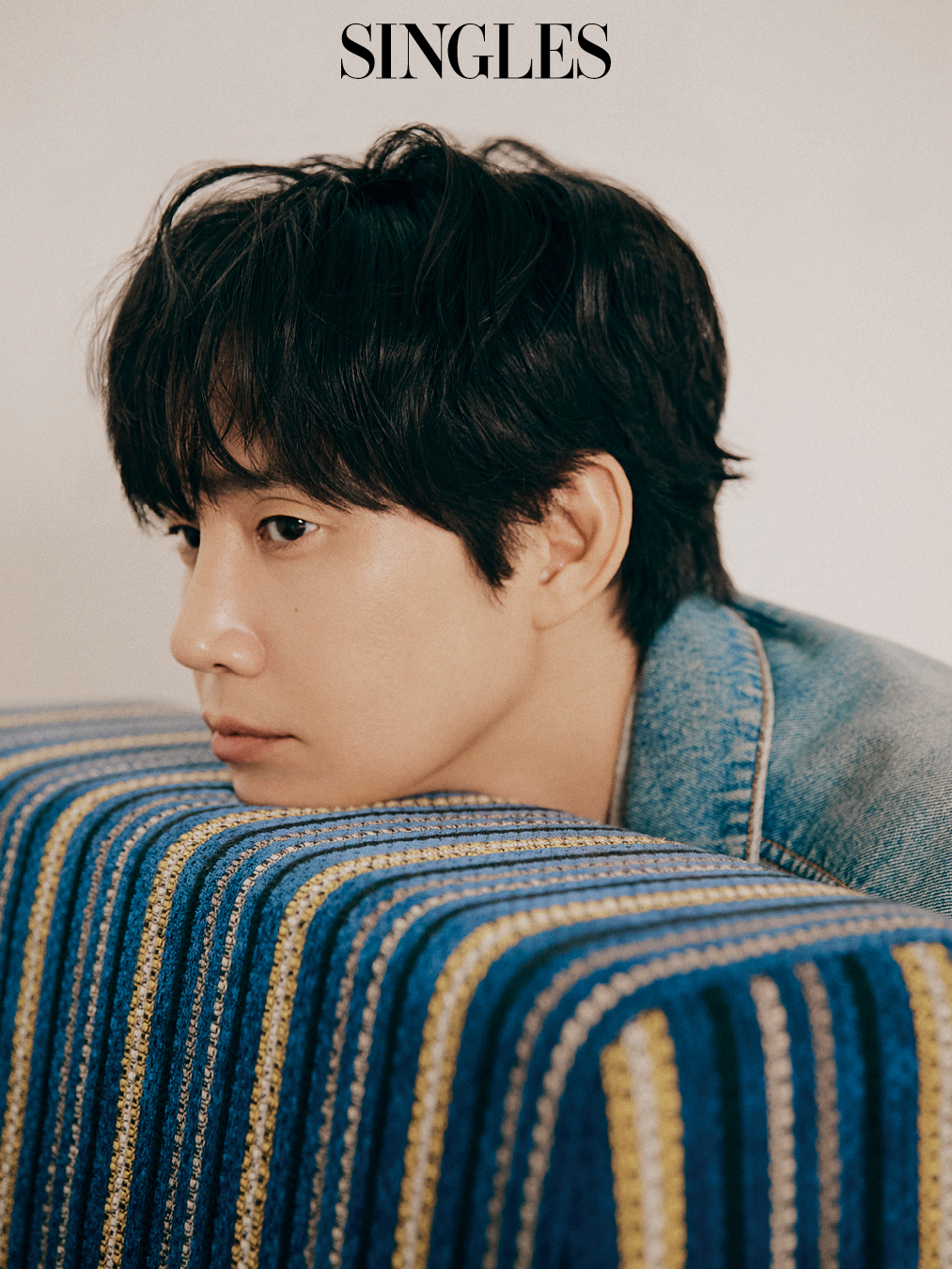 박성훈의 싱글즈 11월 호 화보 이미지